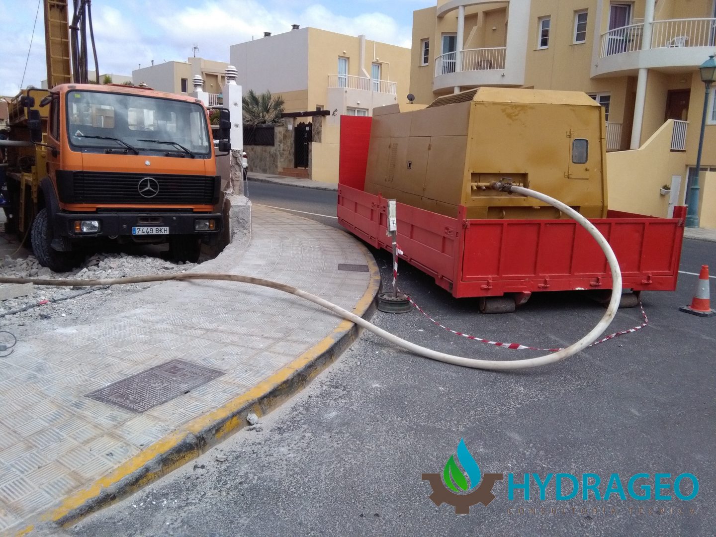 Perforación sondeos desaladora Hydrageo
